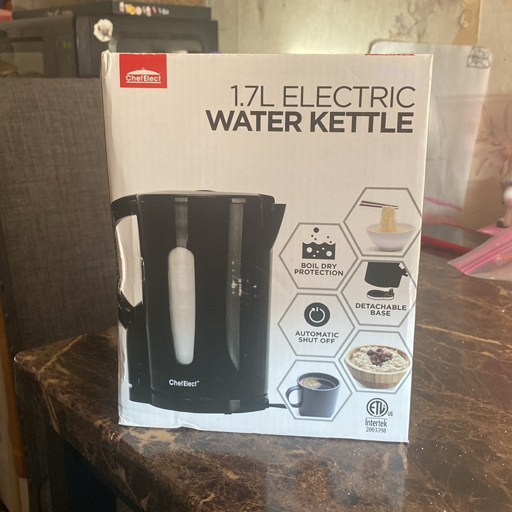 Kettle - Picture 2 of 3
